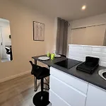 Apartamento Lysbed - Desjardins Angers