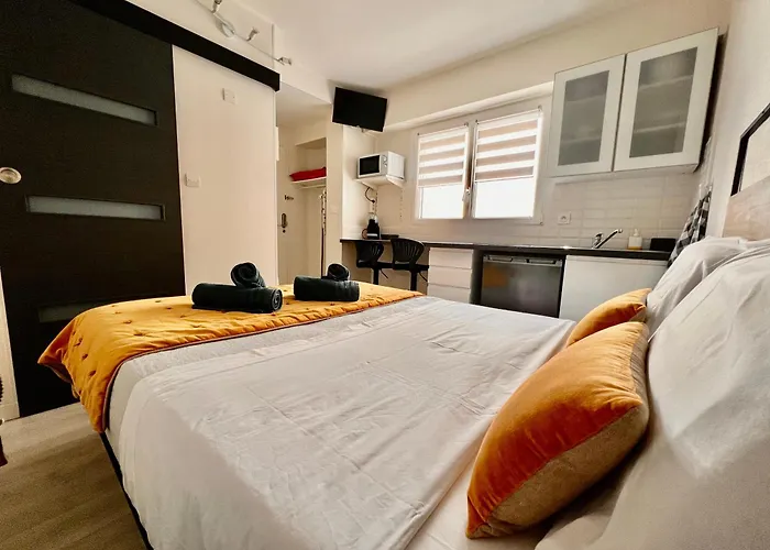 Lysbed - Desjardins Apartmán